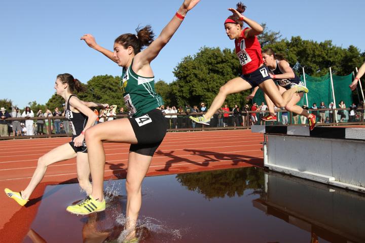 2010 Stanford Invite-College-013.JPG - 2010 Stanford Invitational, March 26-27, Cobb Track and Angell Field, Stanford,CA.